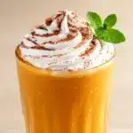Cremiger Kürbisgewürz-Milchshake - featured image